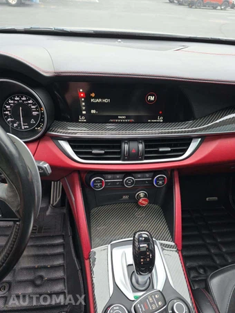 2018 Alfa Romeo Stelvio Quadrifoglio - miniatura 7