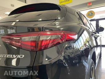 2018 Alfa Romeo Stelvio Sport - miniatura 17