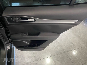 2018 Alfa Romeo Stelvio Sport - miniatura 44