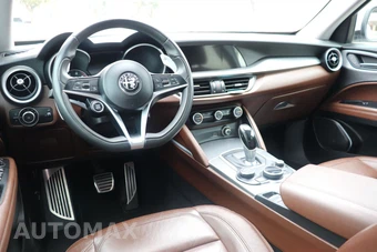 2018 Alfa Romeo Stelvio Sport – miniatura 13