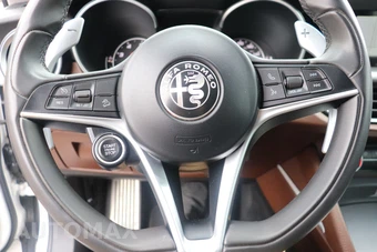 2018 Alfa Romeo Stelvio Sport – miniatura 28