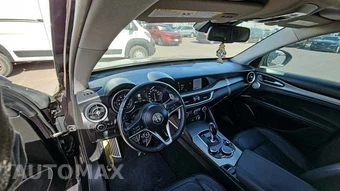 2018 Alfa Romeo Stelvio Sport – miniatura 16