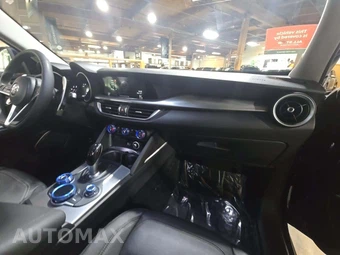2018 Alfa Romeo Stelvio Sport – miniatura 19