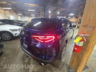 2018 Alfa Romeo Stelvio Sport – miniatura 3