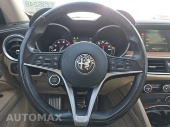2018 Alfa Romeo Stelvio Ti Lusso – miniatura 10