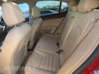 2018 Alfa Romeo Stelvio Ti Lusso – miniatura 13