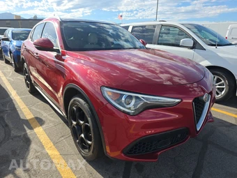 2018 Alfa Romeo Stelvio Ti Lusso – miniatura 3