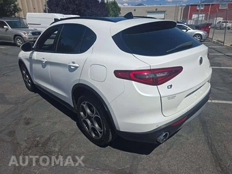 2018 Alfa Romeo Stelvio Ti Sport – miniatura 2