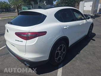 2018 Alfa Romeo Stelvio Ti Sport – miniatura 3