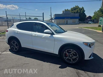 2018 Alfa Romeo Stelvio Ti Sport – miniatura 4