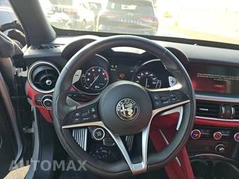 2018 Alfa Romeo Stelvio Ti Sport - miniatura 10