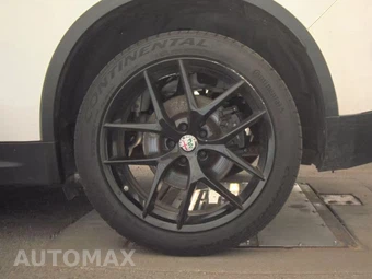 2018 Alfa Romeo Stelvio Ti Sport – miniatura 12