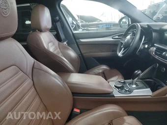 2018 Alfa Romeo Stelvio Ti Sport – miniatura 14