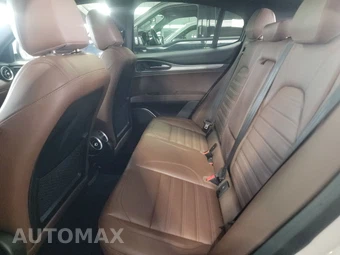 2018 Alfa Romeo Stelvio Ti Sport – miniatura 19