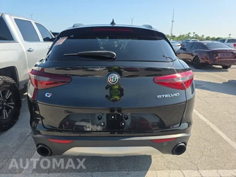 2018 Alfa Romeo Stelvio Ti Sport – miniatura 5
