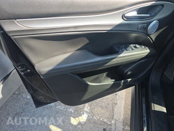 2018 Alfa Romeo Stelvio Ti Sport – miniatura 9