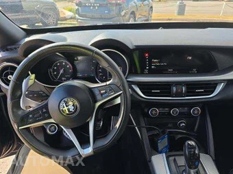 2018 Alfa Romeo Stelvio Ti Sport – miniatura 10