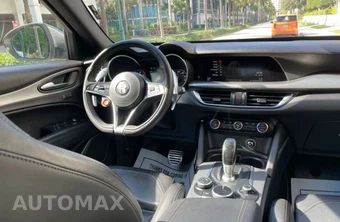 2018 Alfa Romeo Stelvio Ti Sport - miniatura 5