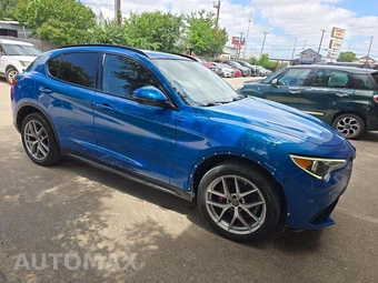2018 Alfa Romeo Stelvio Ti Sport – miniatura 4