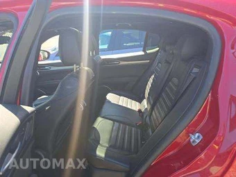 2018 Alfa Romeo Stelvio Ti Sport – miniatura 13