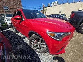 2018 Alfa Romeo Stelvio Ti Sport – miniatura 4