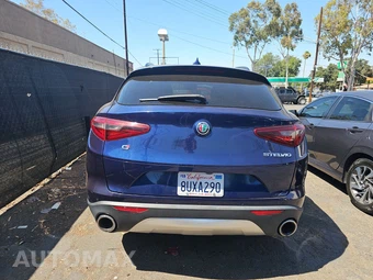 2018 Alfa Romeo Stelvio Ti Sport – miniatura 5