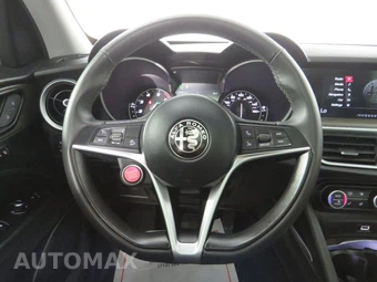2018 Alfa Romeo Stelvio Ti - miniatura 13