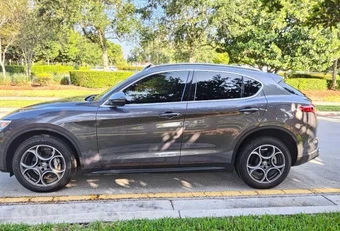 2018 Alfa Romeo Stelvio – miniatura 2