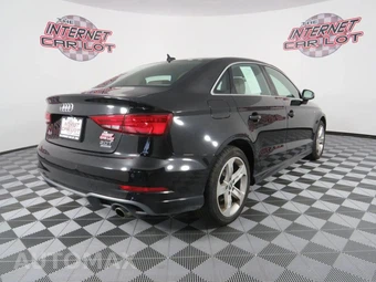 2018 Audi A3 Sedan Premium Plus - miniatura 7