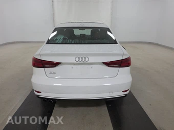 2018 Audi A3 Sedan Premium – miniatura 5