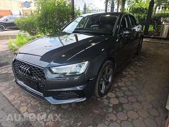 2018 Audi A4 Sedan Premium Plus w/Technology Value Pkg