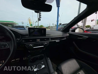 2018 Audi A4 Sedan Premium Plus – miniatura 10