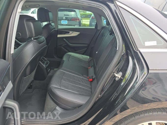 2018 Audi A4 Sedan Premium Plus – miniatura 10