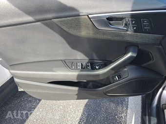 2018 Audi A4 Sedan Premium Plus - miniatura 9