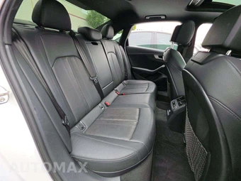 2018 Audi A4 Sedan Premium Plus – miniatura 16