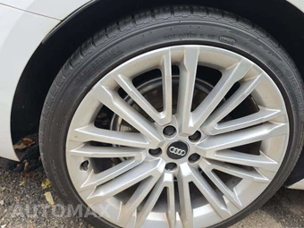 2018 Audi A4 Sedan Premium Plus – miniatura 24