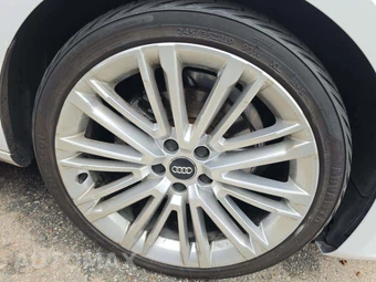 2018 Audi A4 Sedan Premium Plus – miniatura 26