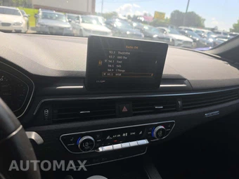 2018 Audi A4 Sedan Premium Plus – miniatura 10