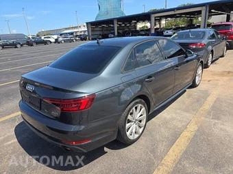2018 Audi A4 Sedan Premium - miniatura 4