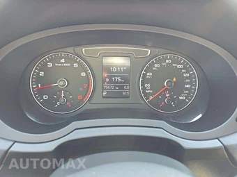 2018 Audi Q3 2.0T Premium Plus - miniatura 9