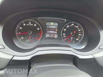 2018 Audi Q3 2.0T Premium Plus – miniatura 9