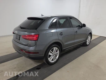 2018 Audi Q3 2.0T Premium – miniatura 4