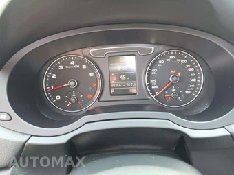2018 Audi Q3 2.0T Premium – miniatura 9