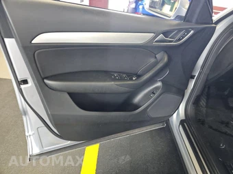 2018 Audi Q3 2.0T Premium - miniatura 8