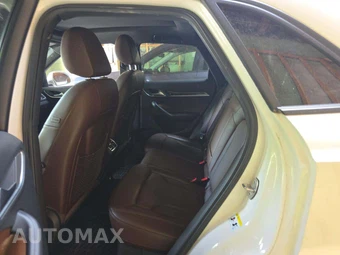 2018 Audi Q3 2.0T Premium – miniatura 13