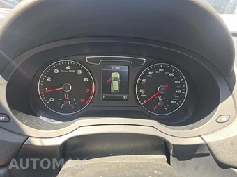 2018 Audi Q3 2.0T Premium – miniatura 9