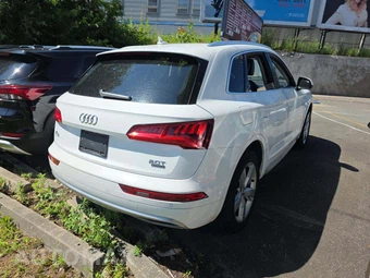 2018 Audi Q5 Premium Plus – miniatura 3