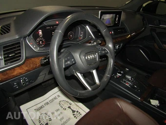 2018 Audi Q5 Premium – miniatura 9