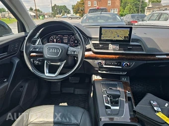 2018 Audi Q5 Premium – miniatura 8