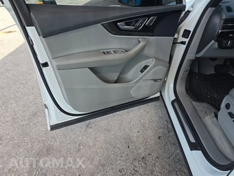 2018 Audi Q7 3.0T Premium Plus - miniatura 9